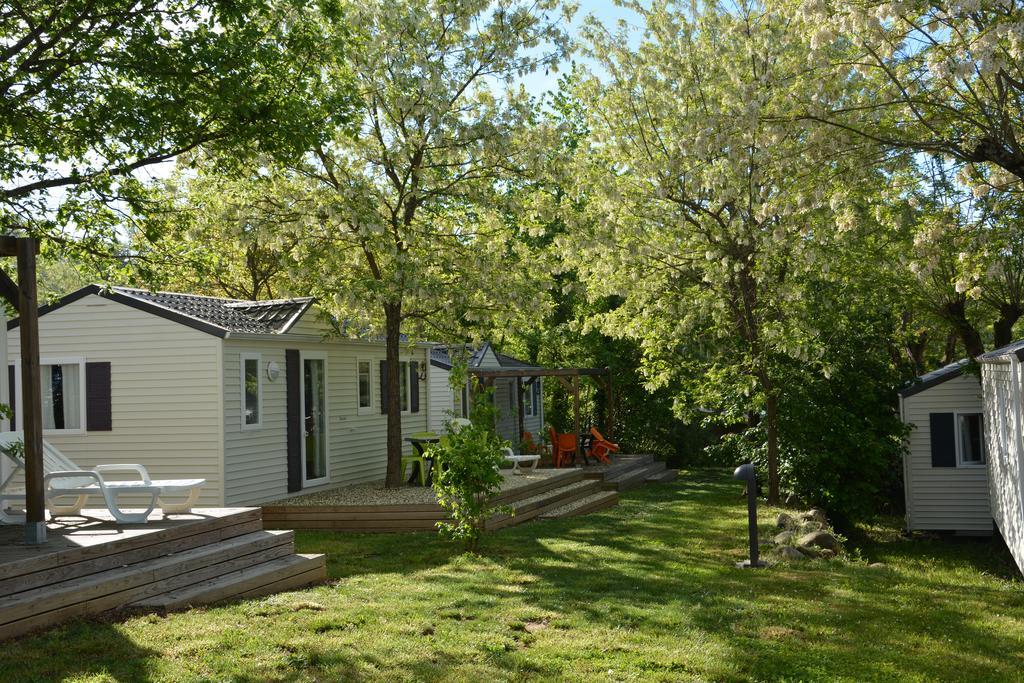 La Digue Camping Chauzon